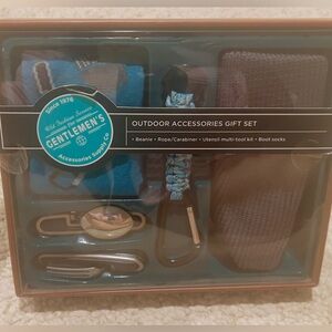 Outdoor Accessories Gift Set